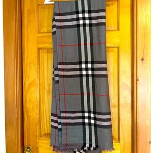 Burberry style classic check scarf